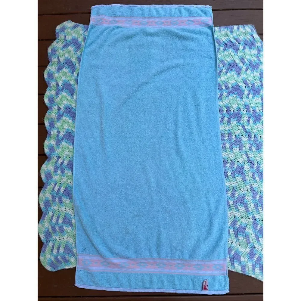 Vintage 1980s Bacara by Santens Bath Towel